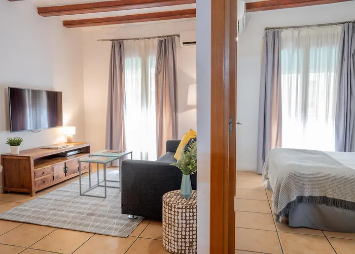 Feelathome Center Apartments Barcelona