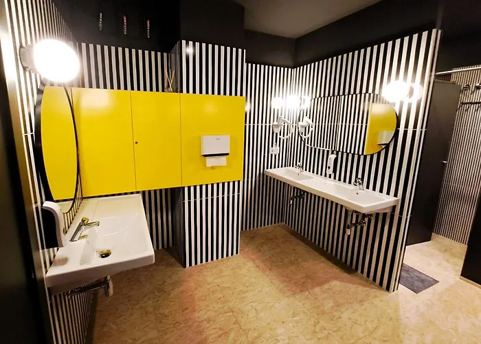 Albergue Bed & Bike Barcelona