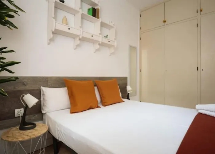 Renovated Apartment in Vila de Gràcia Barcellona