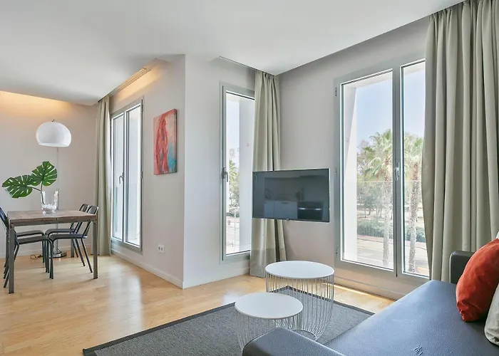 Lugaris Beach Apartments Barcelona