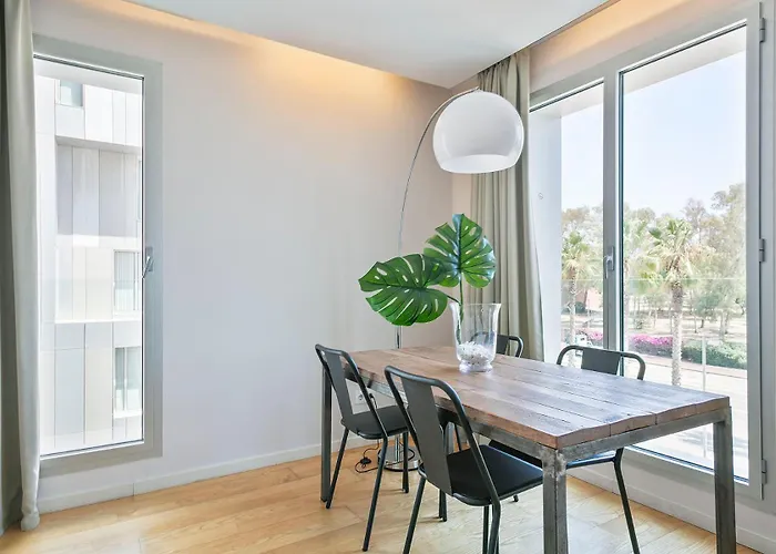 Lugaris Beach Apartments Barcelona