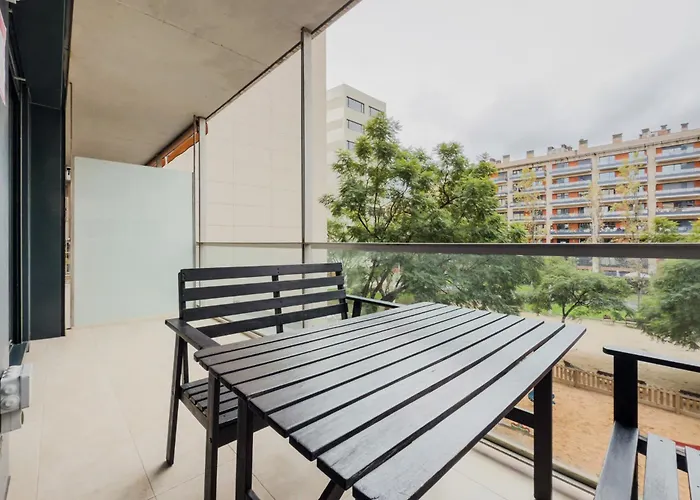 The Lonely Chimney Apartments Barcelona