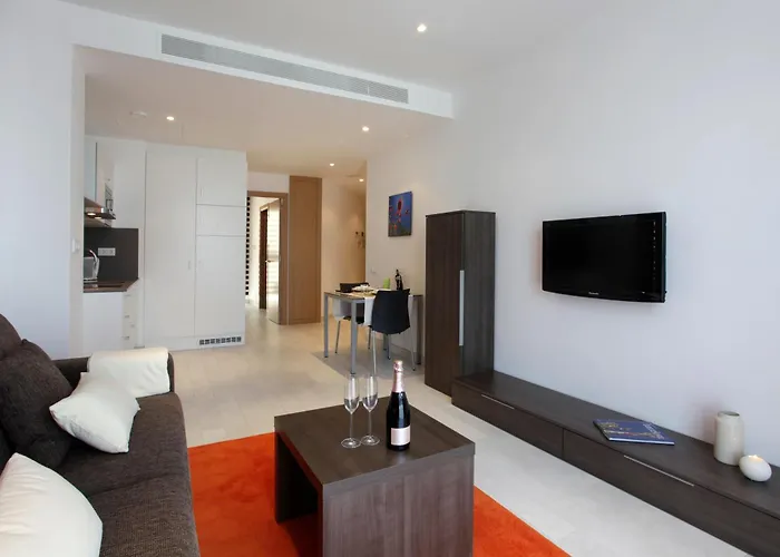 Fisa Rentals Les Corts Apartments Barcellona
