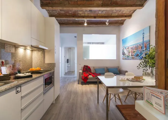 Happy People Sagrada Familia Apartments Barcelona