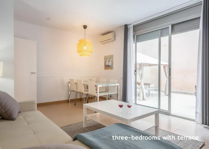 Inside Barcelona Apartments Salva