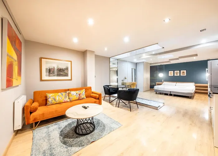 Ainb Sagrada Familia Apartments Barcelona