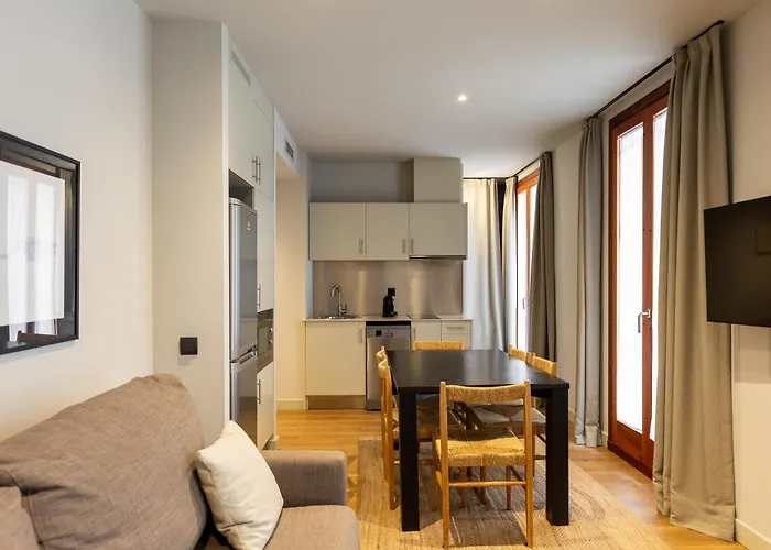 Uma Suites Barceloneta Beach