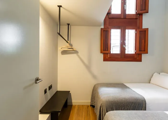 Uma Suites Barceloneta Beach