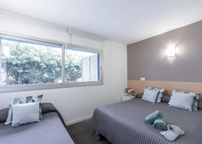 Residencia Universitaria Resa Campus Del Mar Barcelona