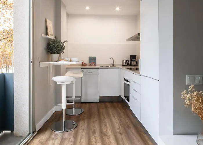 Feelathome Poblenou Beach Apartments Barcelona