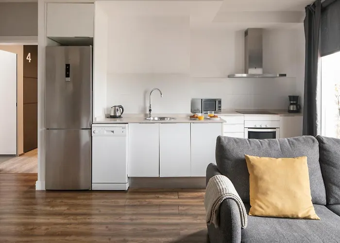 Feelathome Poblenou Beach Apartments Barcelona