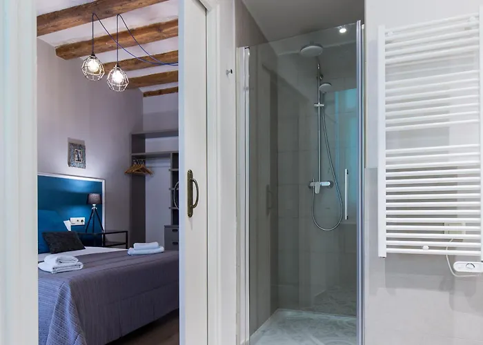 Weflating Suites Sant Antoni Market Barcelona