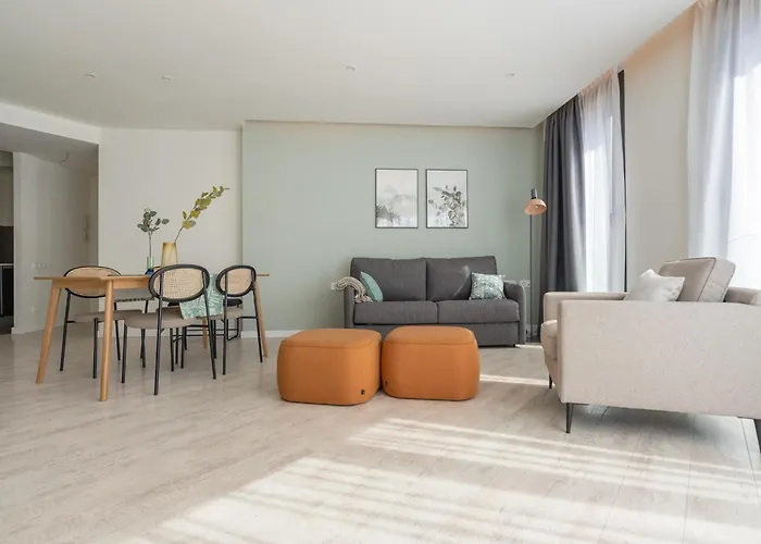 Limehome Barcelona Rector Triado