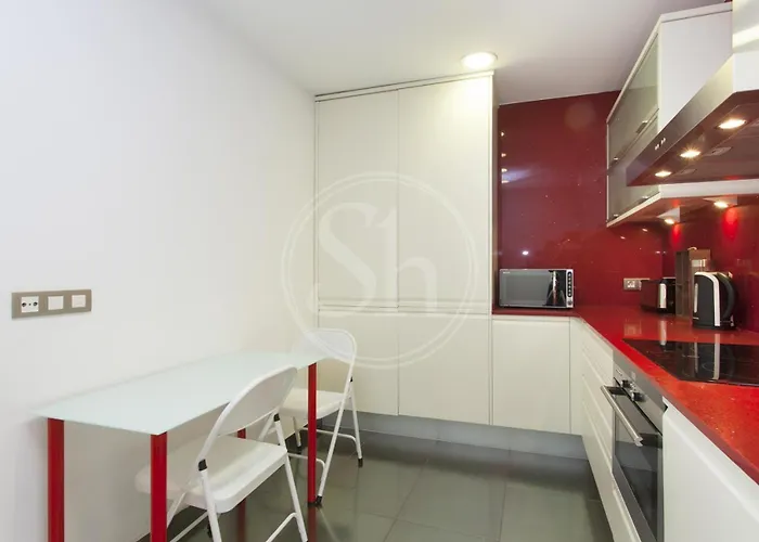 Passeig de Gràcia Apartment with Terrace&Views of Plaça Catalunya Barcellona