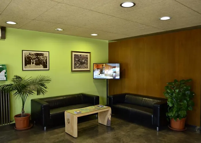 Residencia Salesiana Marti-Codolar Hostal Barcelona