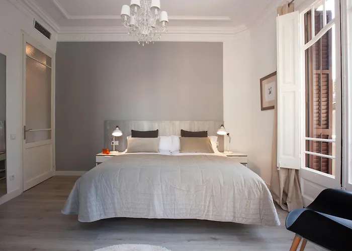 Click&Flat Seneca Suites Barcelona