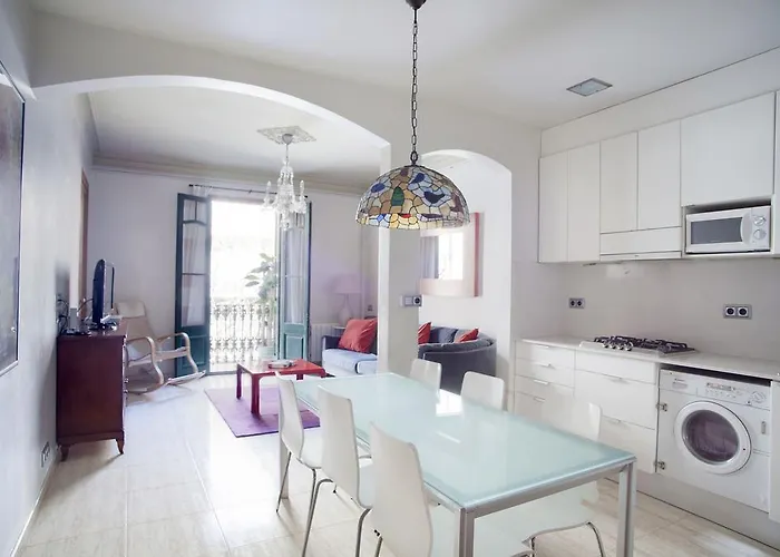 Aparteasy - Authentic Family Apartment Barcelona