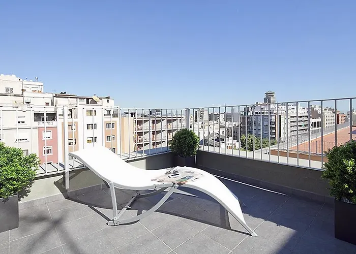 Charmsuites Paralel Барселона