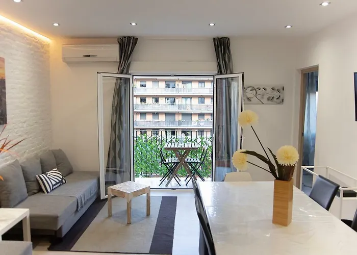 YOUR HOME - Sagrada Familia Apartment Barcelona
