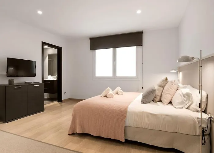 Fisa Rentals Gran Via Apartments Barcelona