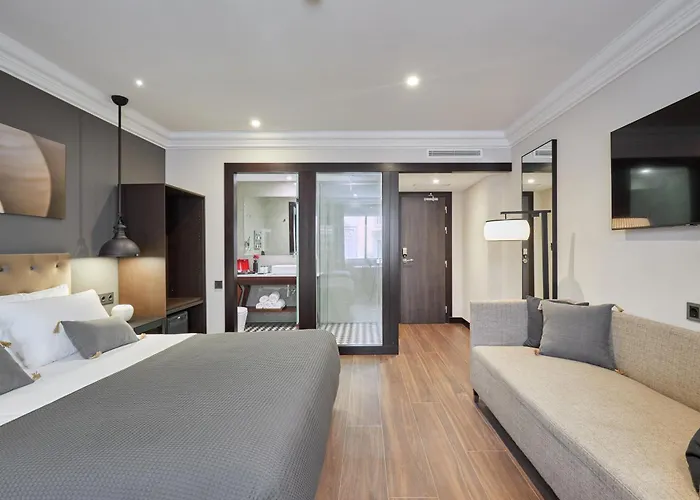 Hotel Cortes Rambla