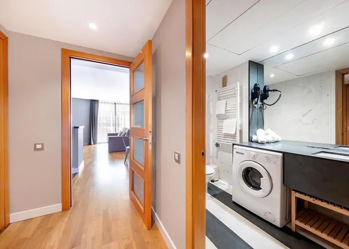 Ainb Sagrada Familia Apartments
